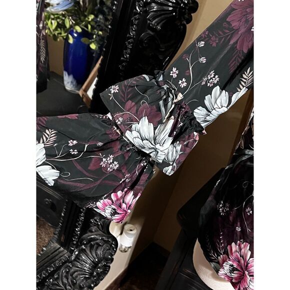Badgley Mischka Floral Button Up Blouse Bell Sleeves Size 10 - Picture 2 of 4
